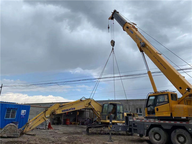 同心县25吨吊车的工作半径是多少？